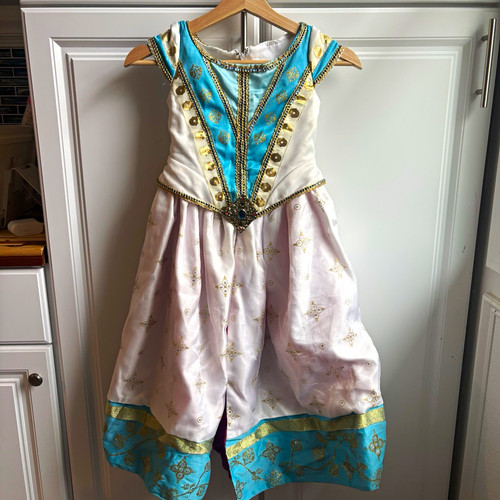 Jasmine dreams come - dreams,