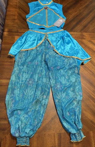 Disney store set costume - store,